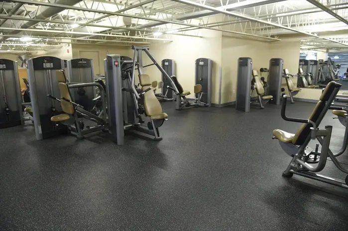 Legend Rolled Rubber Gym Flooring - Image 4