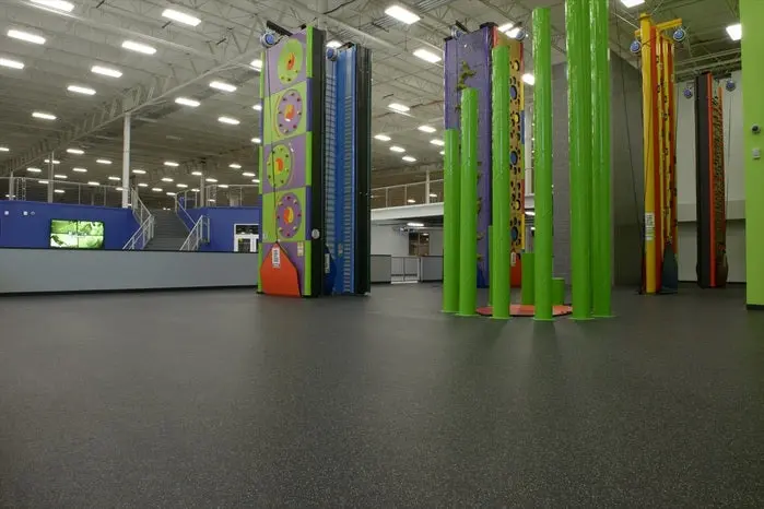 Legend Rolled Rubber Gym Flooring - Image 7